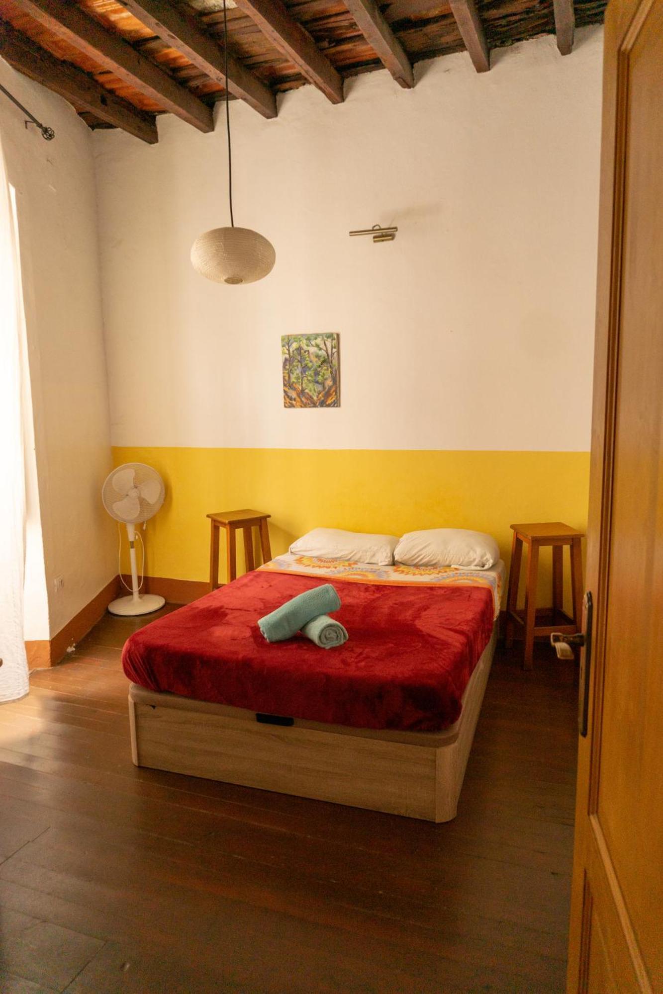 Hostel Albergue La Casa Encantada 엘파소 외부 사진